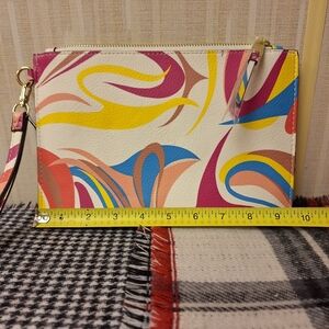 NWOT I.N.C. International Concepts Large Wristlet
